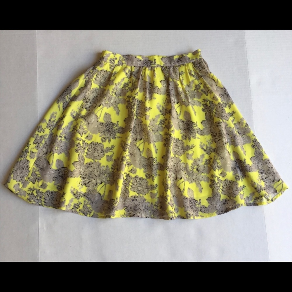 Lucy Paris Yellow & Grey Floral A-Line Skirt